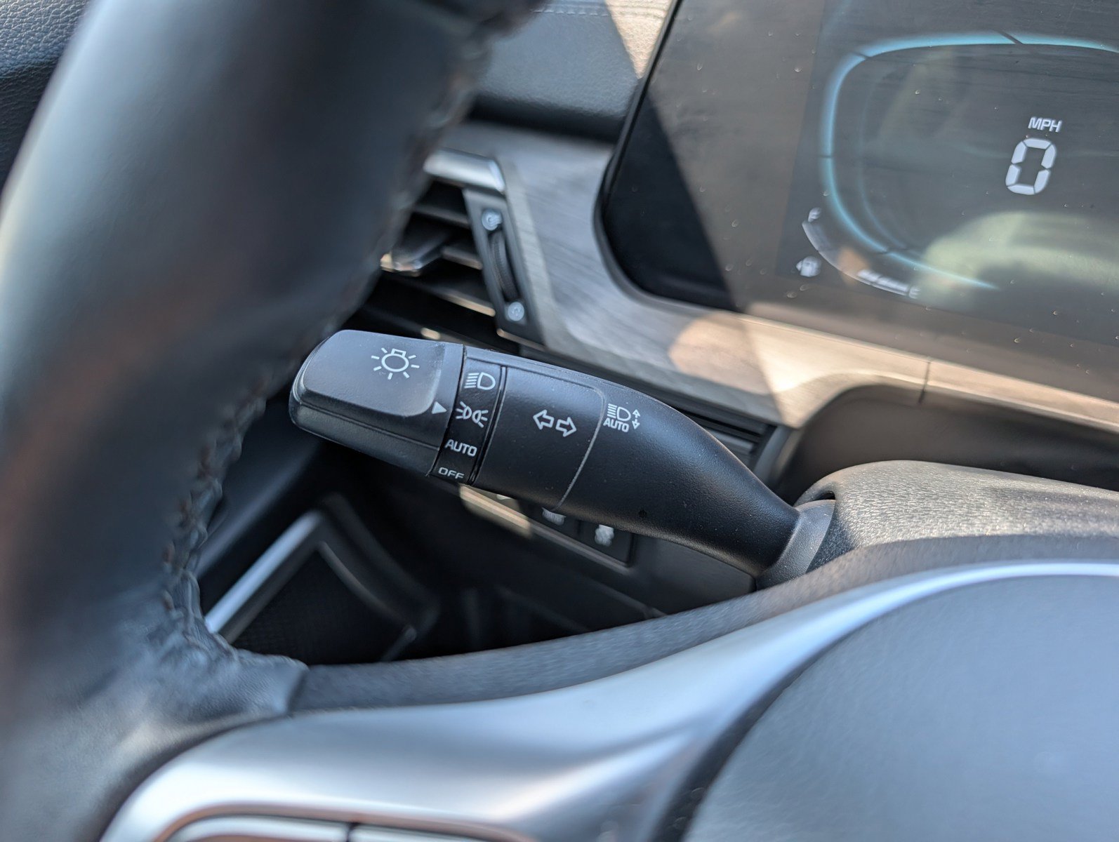 Used 2024 Kia Telluride EX X-Line AWD/4WD image 30