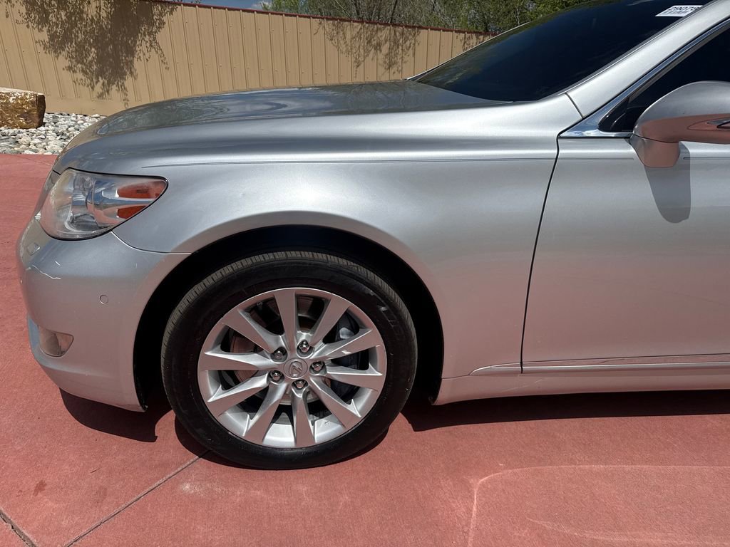 Used 2010 Lexus LS 460 AWD image 34