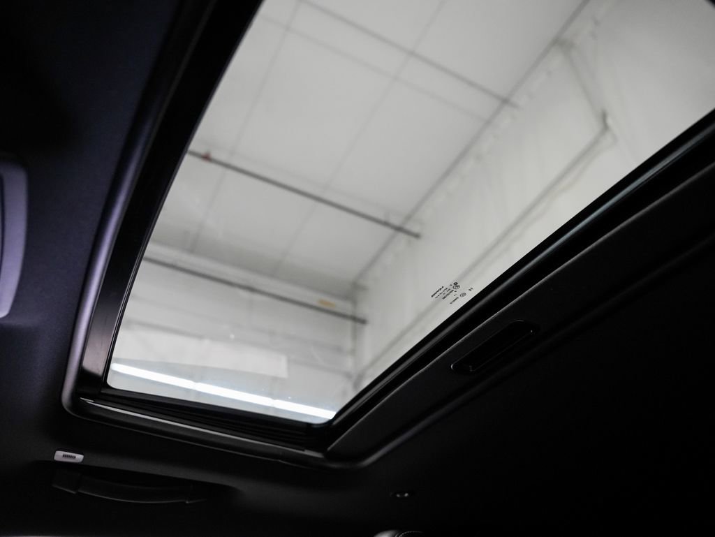 Used 2019 Dodge Challenger SRT Hellcat Redeye RWD image 26