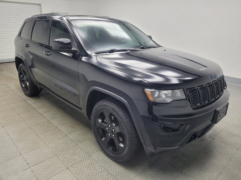 Used 2019 Jeep Grand Cherokee Laredo image 11