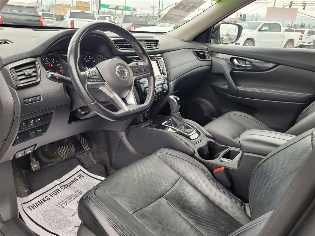Used 2017 Nissan Rogue SL w/ SL Premium Package image 10