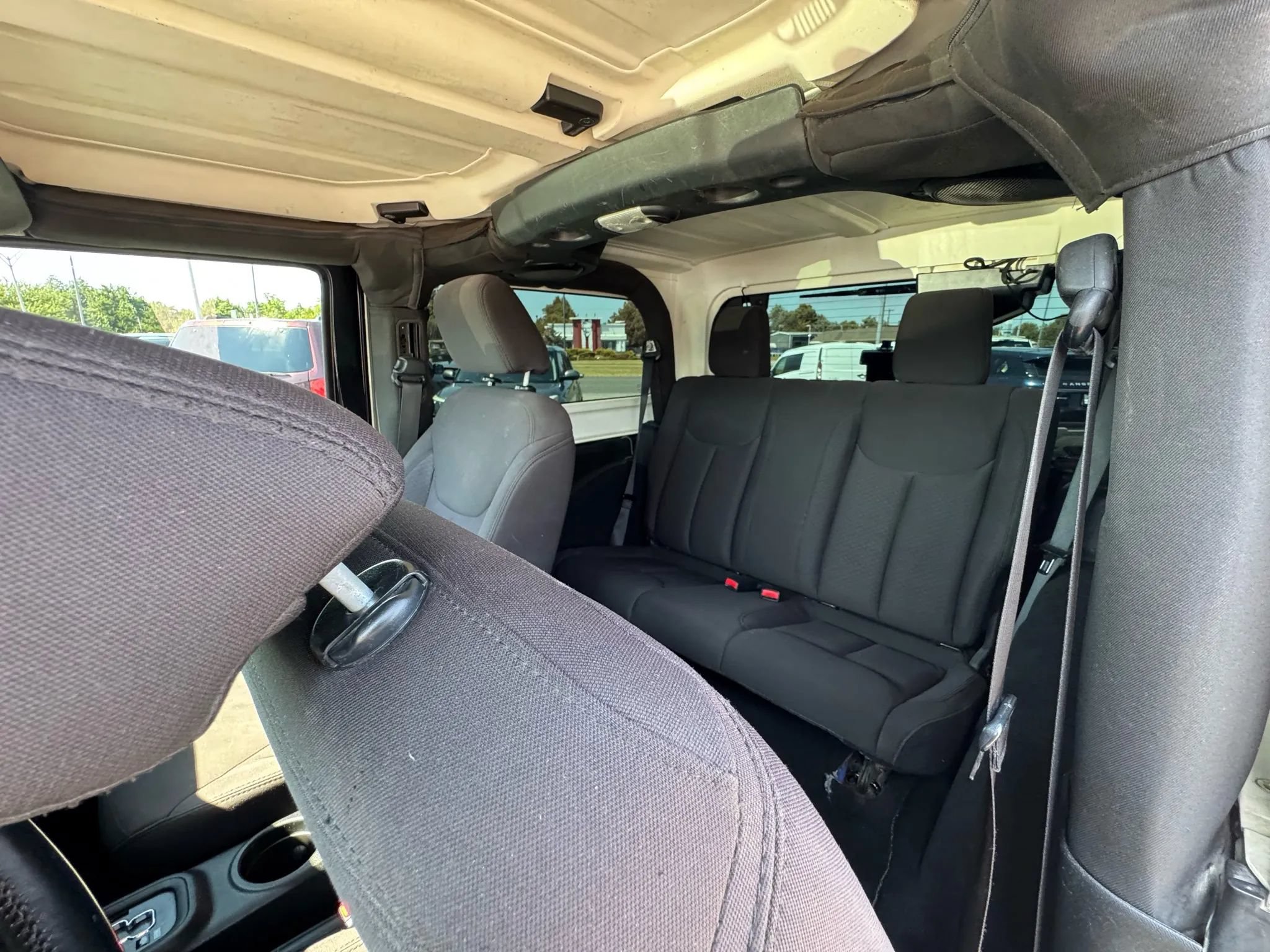 Used 2014 Jeep Wrangler Sport w/ Connectivity Group AWD/4WD image 12