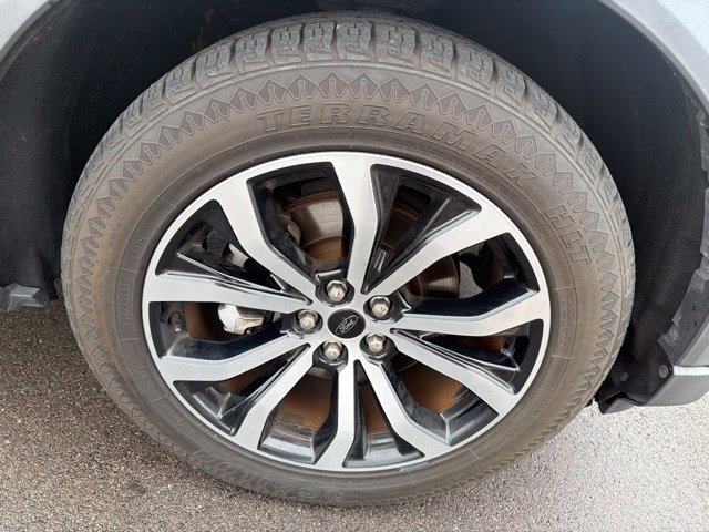 Used 2020 Ford Explorer ST w/ Premium Technology Package AWD/4WD image 4