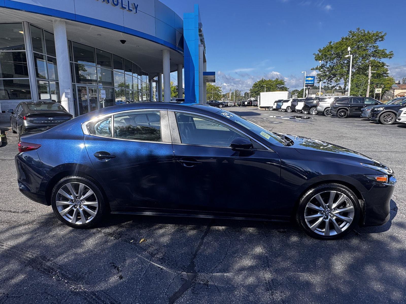 Used 2020 MAZDA MAZDA3 AWD Sedan w/ Select Package image 8