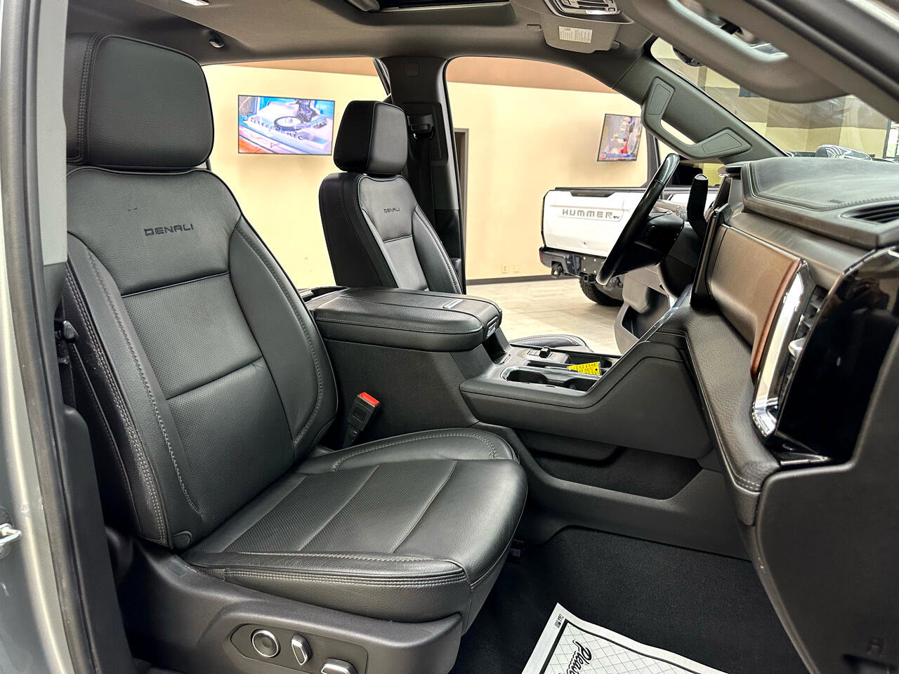Used 2024 GMC Sierra 2500 Denali w/ Denali Reserve Package image 49