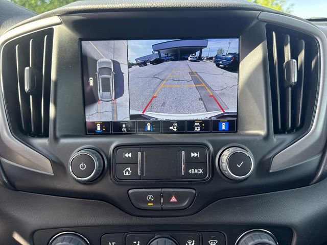 Used 2024 GMC Terrain AT4 w/ Tech Package AWD/4WD image 14