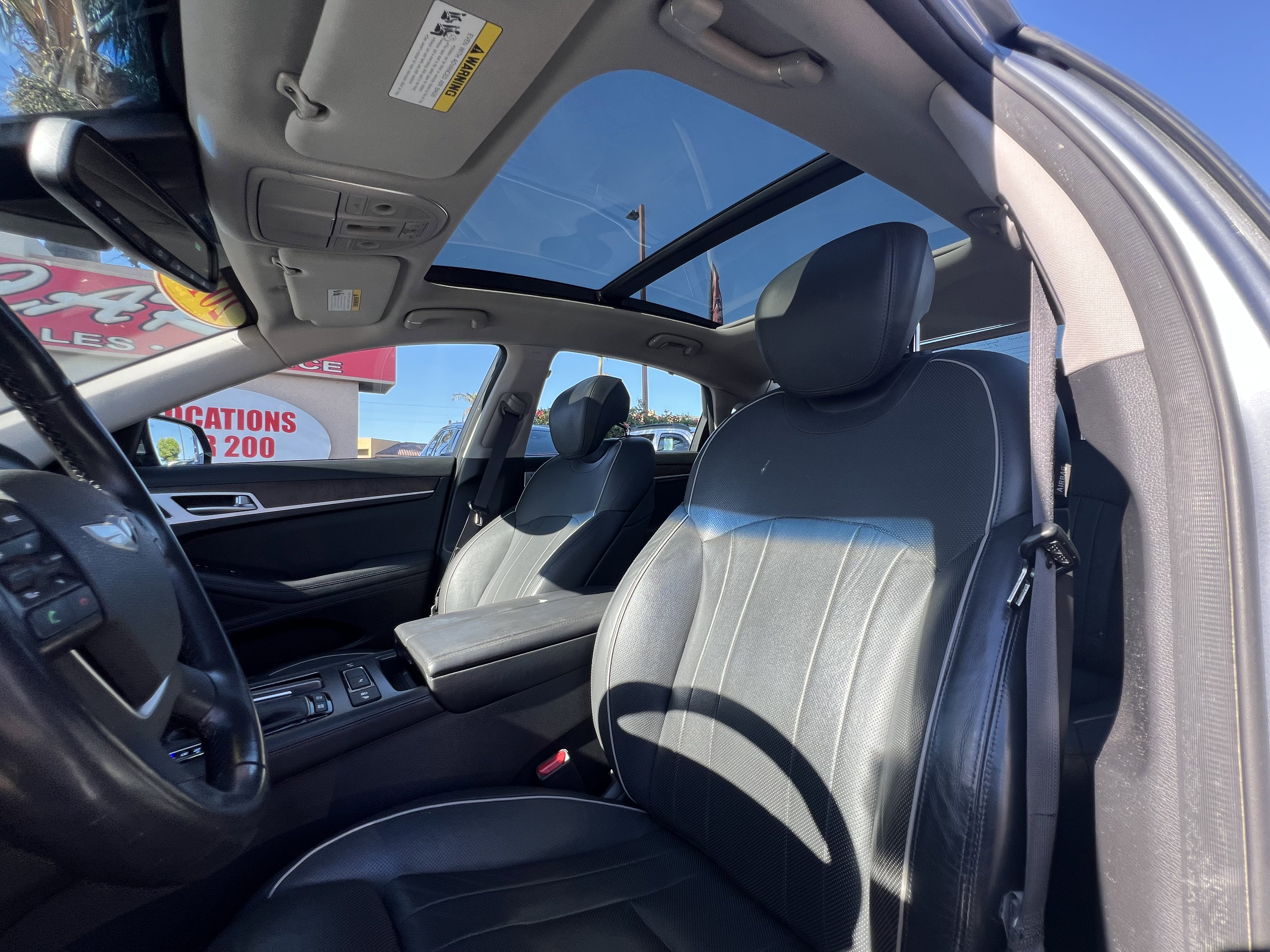 Used 2015 Hyundai Genesis 5.0 image 13