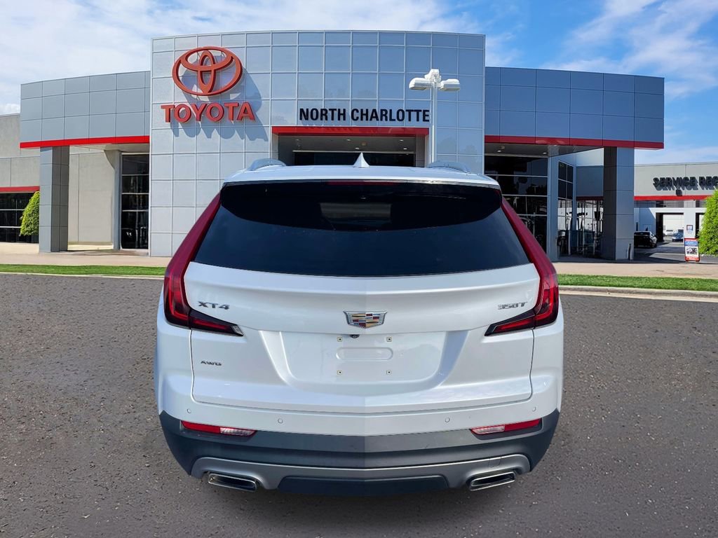 Used 2021 Cadillac XT4 Premium Luxury w/ Cold Weather Package image 9