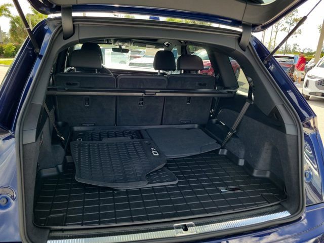 Certified 2022 Audi Q7 2.0T Premium Plus AWD/4WD image 8