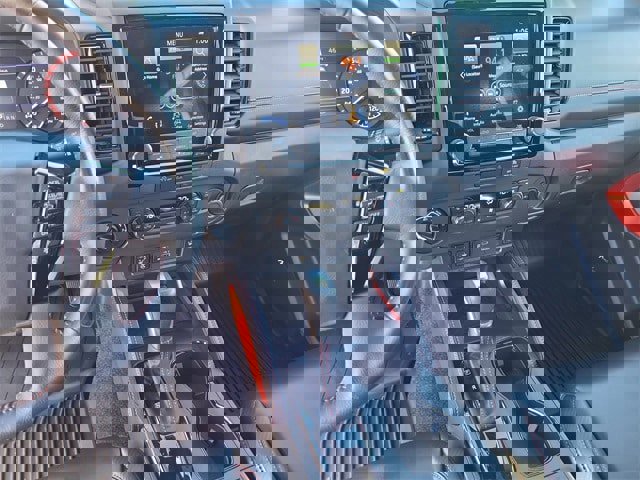 Used 2023 Nissan Frontier PRO-4X w/ Pro-4X Premium Package image 13