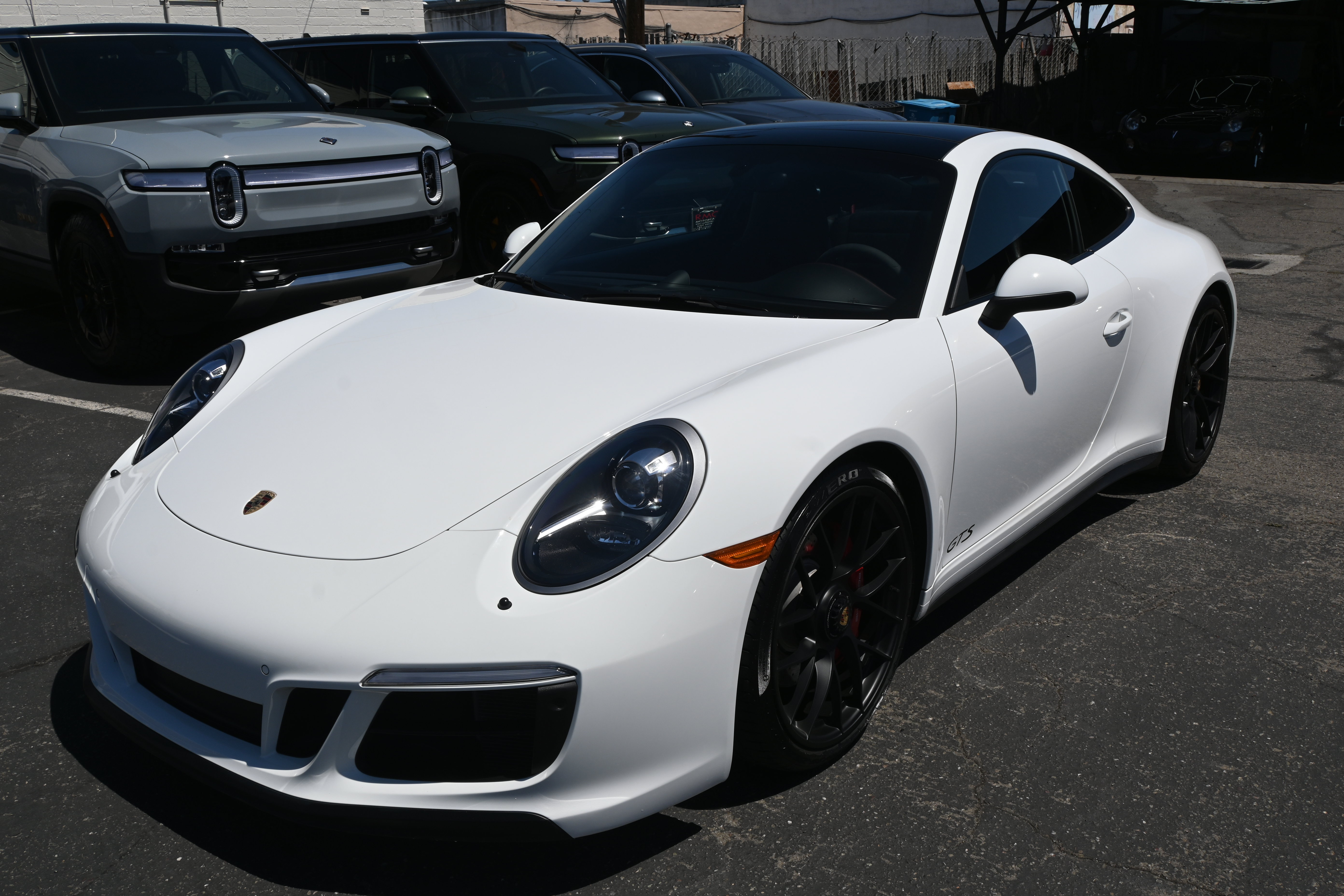 Used 2018 Porsche 911 GT3 RS image 3