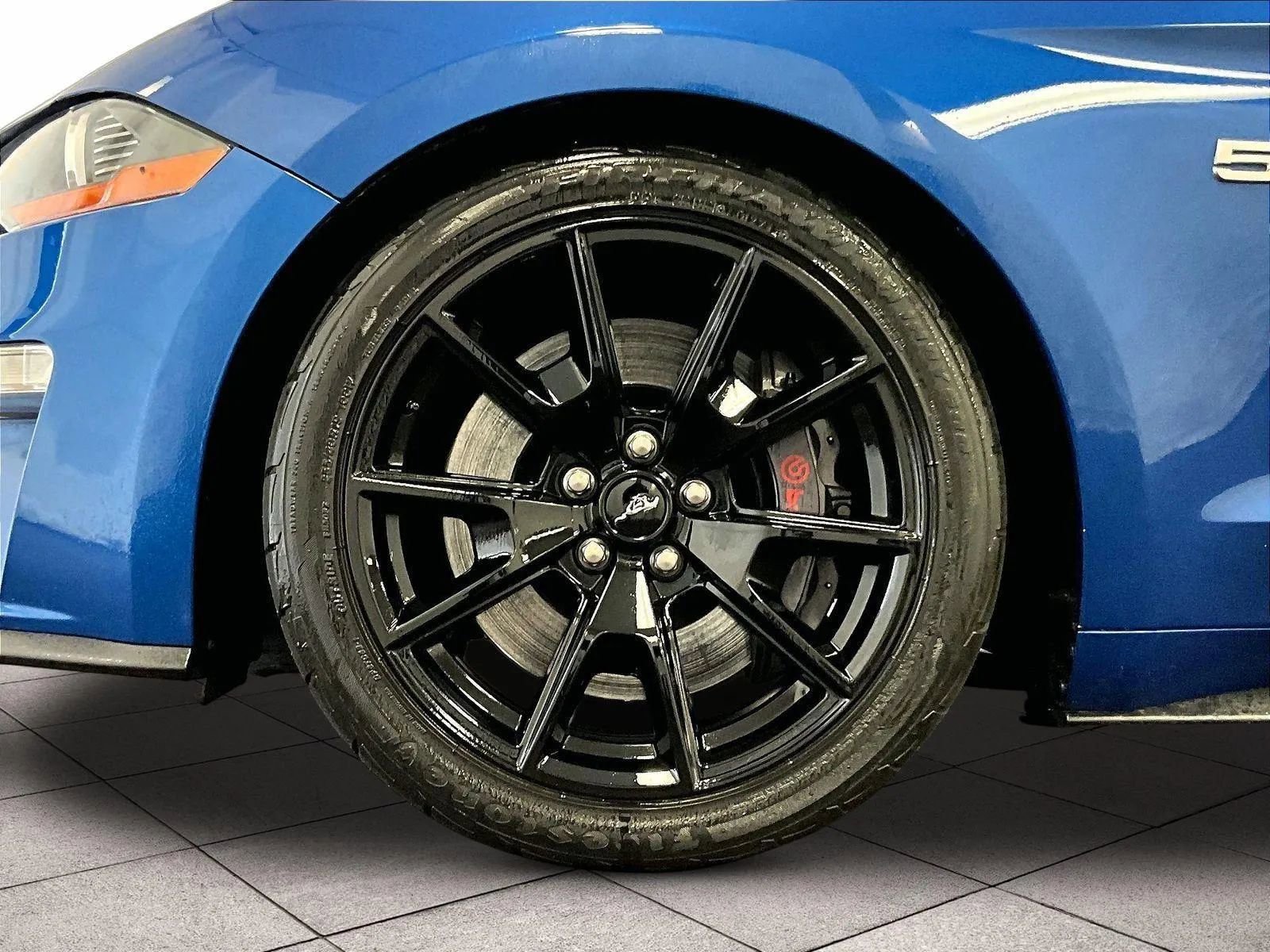 Used 2018 Ford Mustang GT Premium w/ GT Performance Package image 8