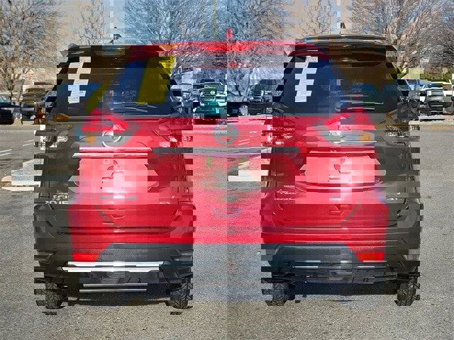 Used 2018 Nissan Rogue SV image 5