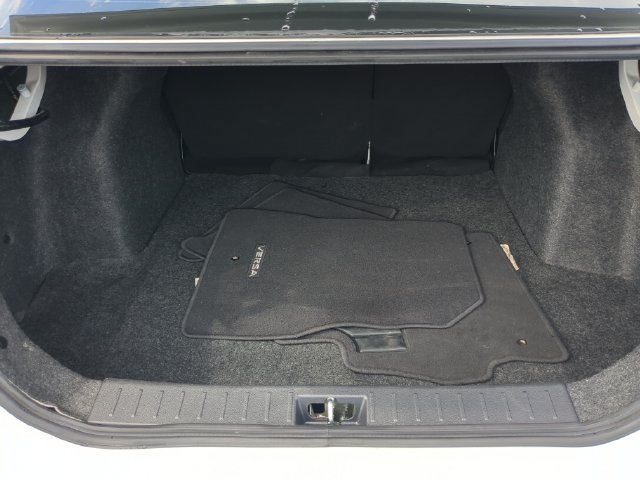 Used 2020 Nissan Versa S FWD image 12