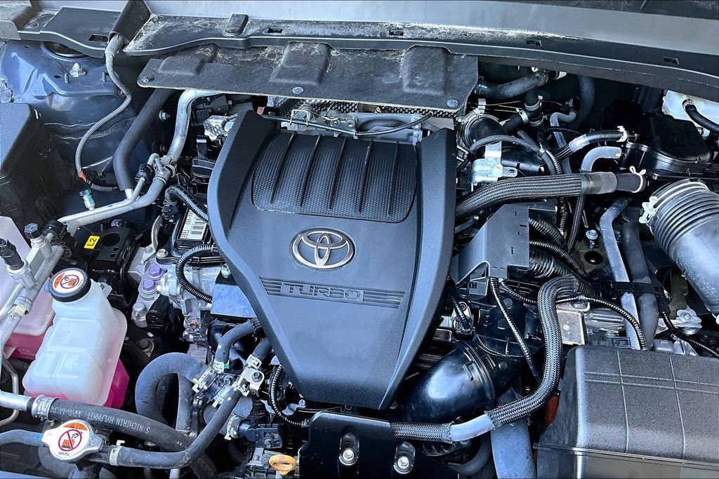Used 2024 Toyota Grand Highlander AWD Hybrid image 32