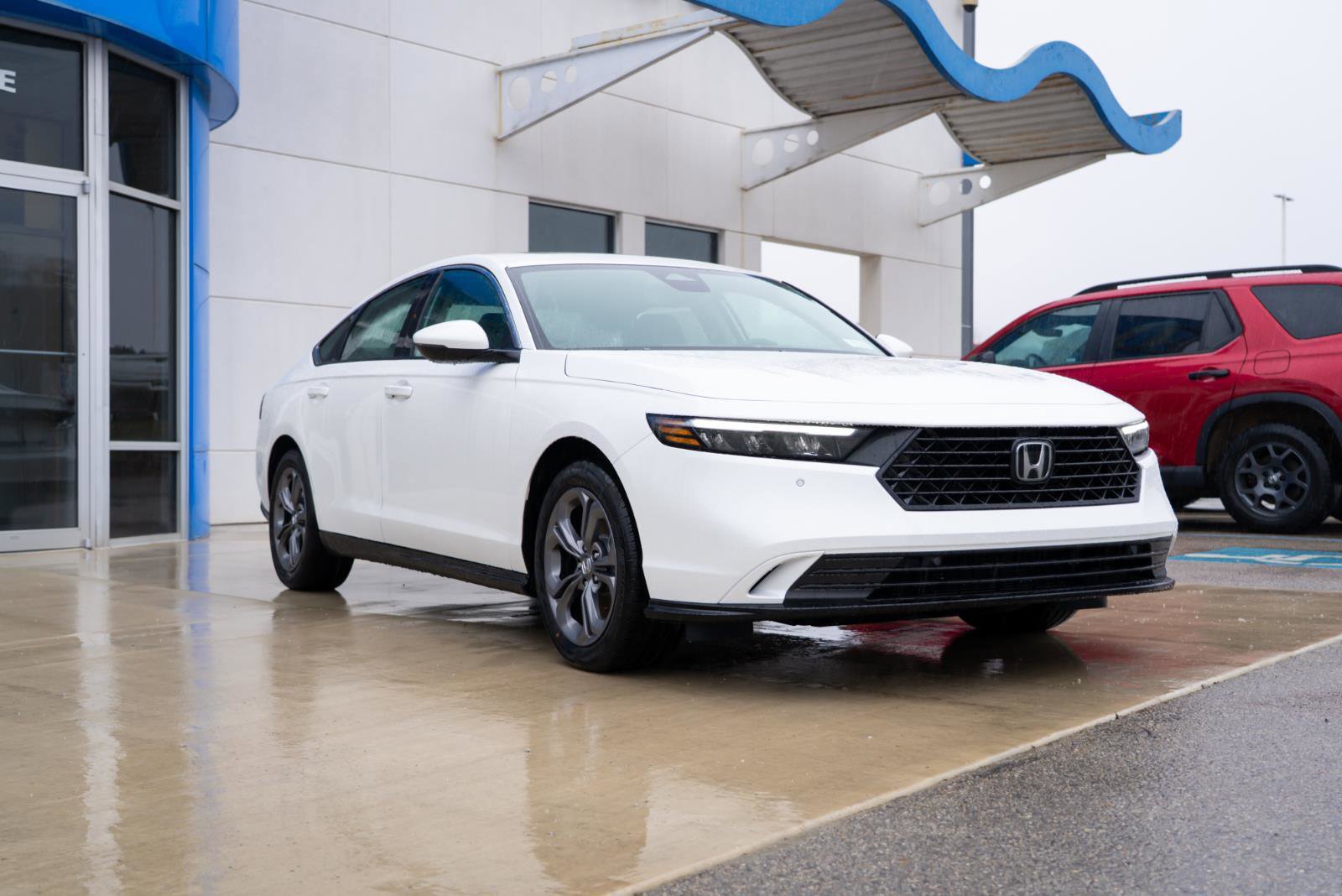 New 2025 Honda Accord EX-L image 4