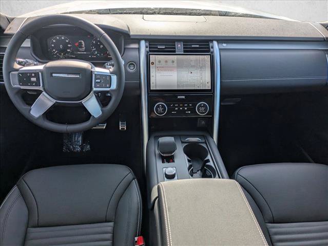New 2025 Land Rover Discovery Dynamic SE AWD/4WD image 15