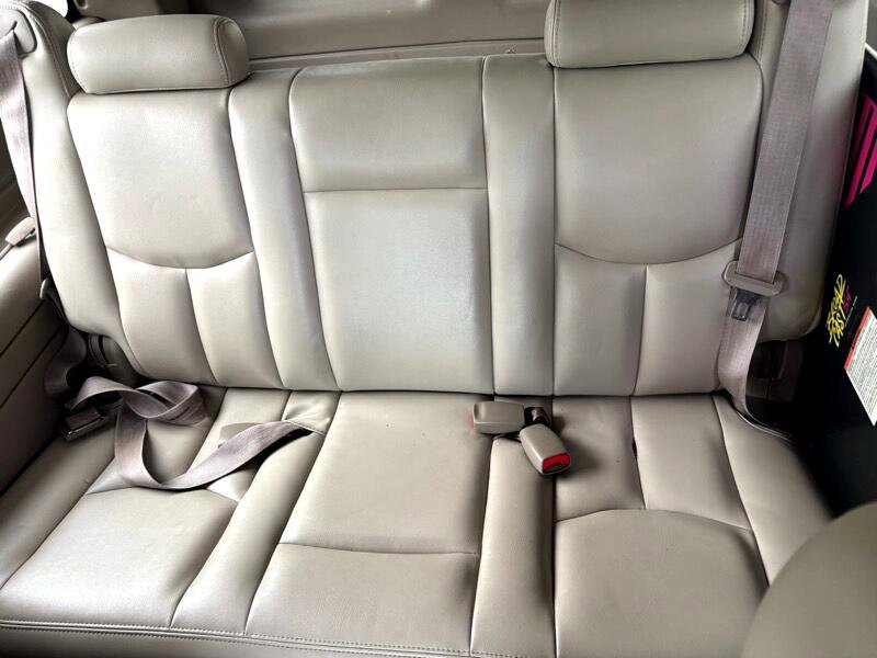 Used 2006 Chevrolet Suburban Z71 w/ Z71 Preferred Equipment Group image 28