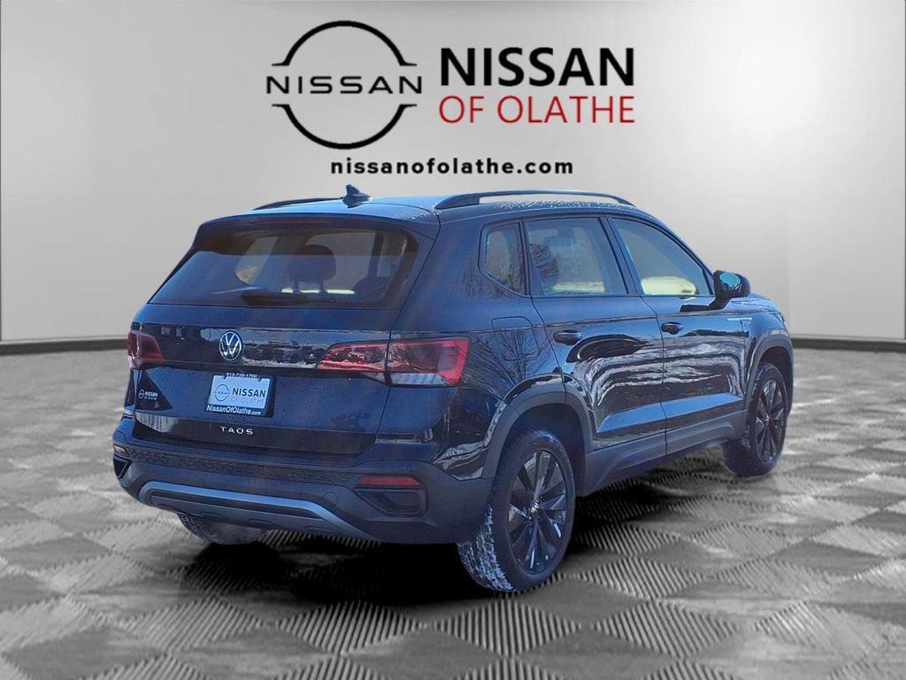 Used 2024 Volkswagen Taos S image 27