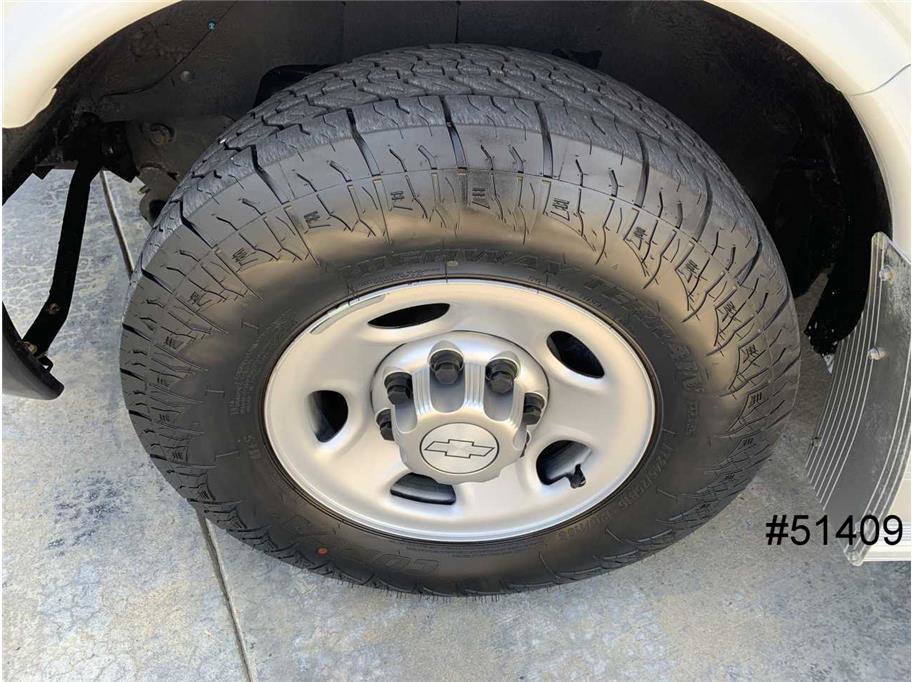 Used 2015 Chevrolet Express 3500 w/ School Bus Package image 19