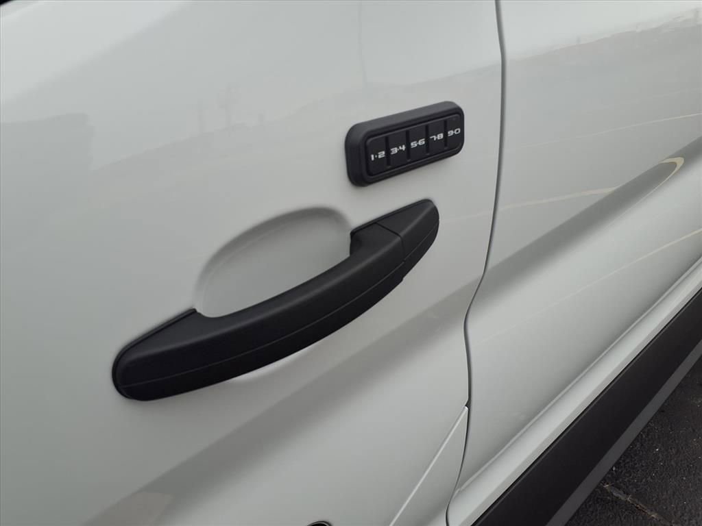 New 2026 Ford Transit 250 148 Medium Roof w/ Load Area Protection Package image 21