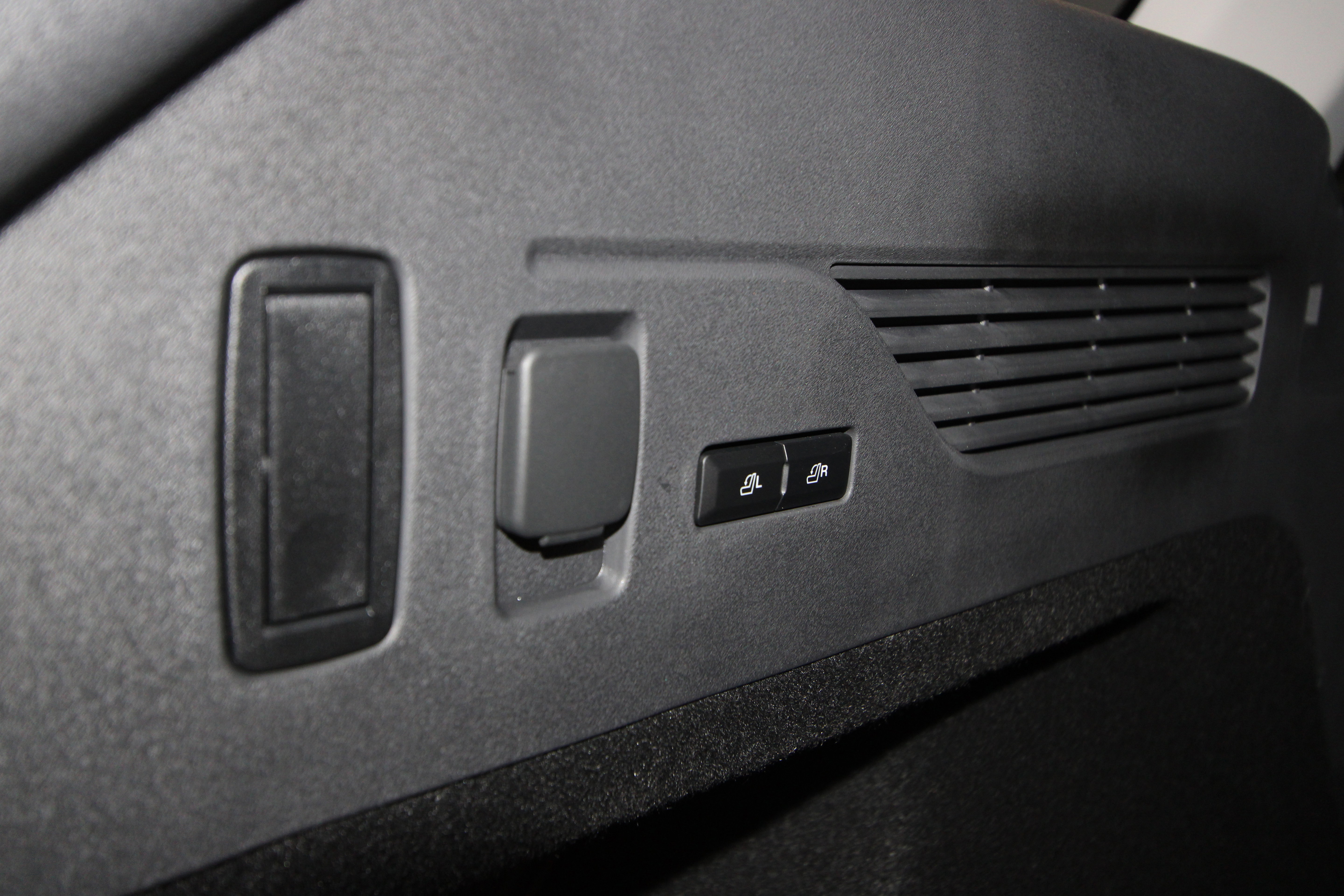 New 2026 Lincoln Nautilus Premier w/ Jet Appearance Package image 43