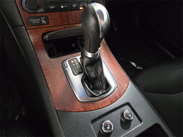 Used 2009 INFINITI G37 Journey w/ Premium Pkg image 32