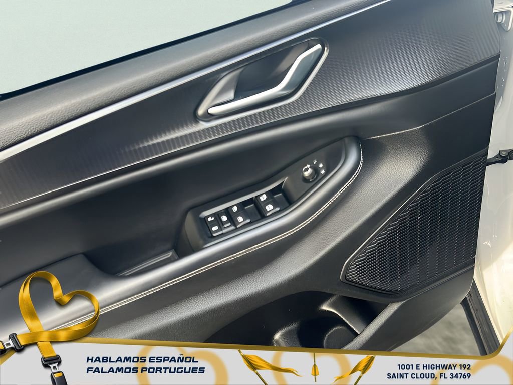 Used 2023 Jeep Grand Cherokee L Laredo image 13