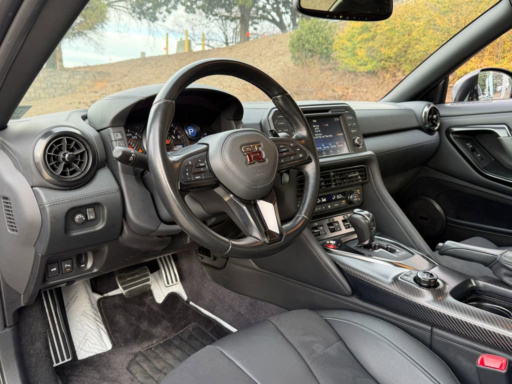 Used 2024 Nissan GT-R Premium w/ Floor Mat Package image 14