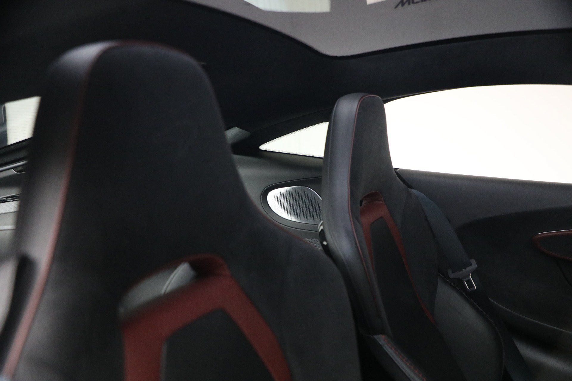 Used 2025 McLaren GTS RWD image 32