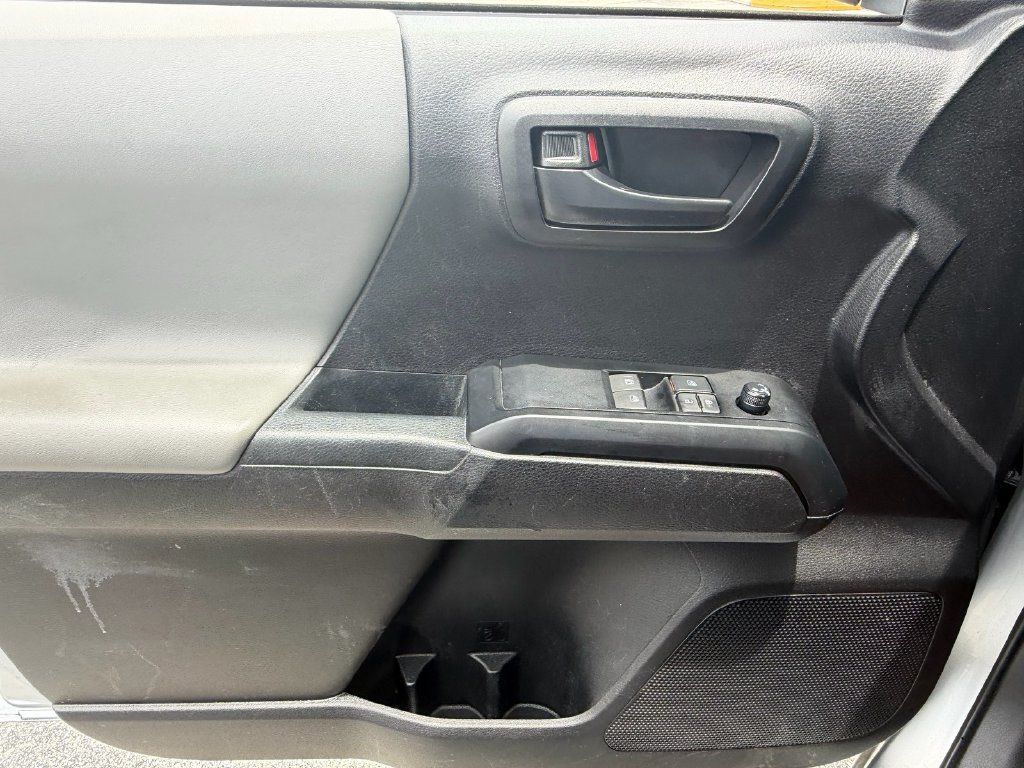 Used 2023 Toyota Tacoma SR RWD image 28