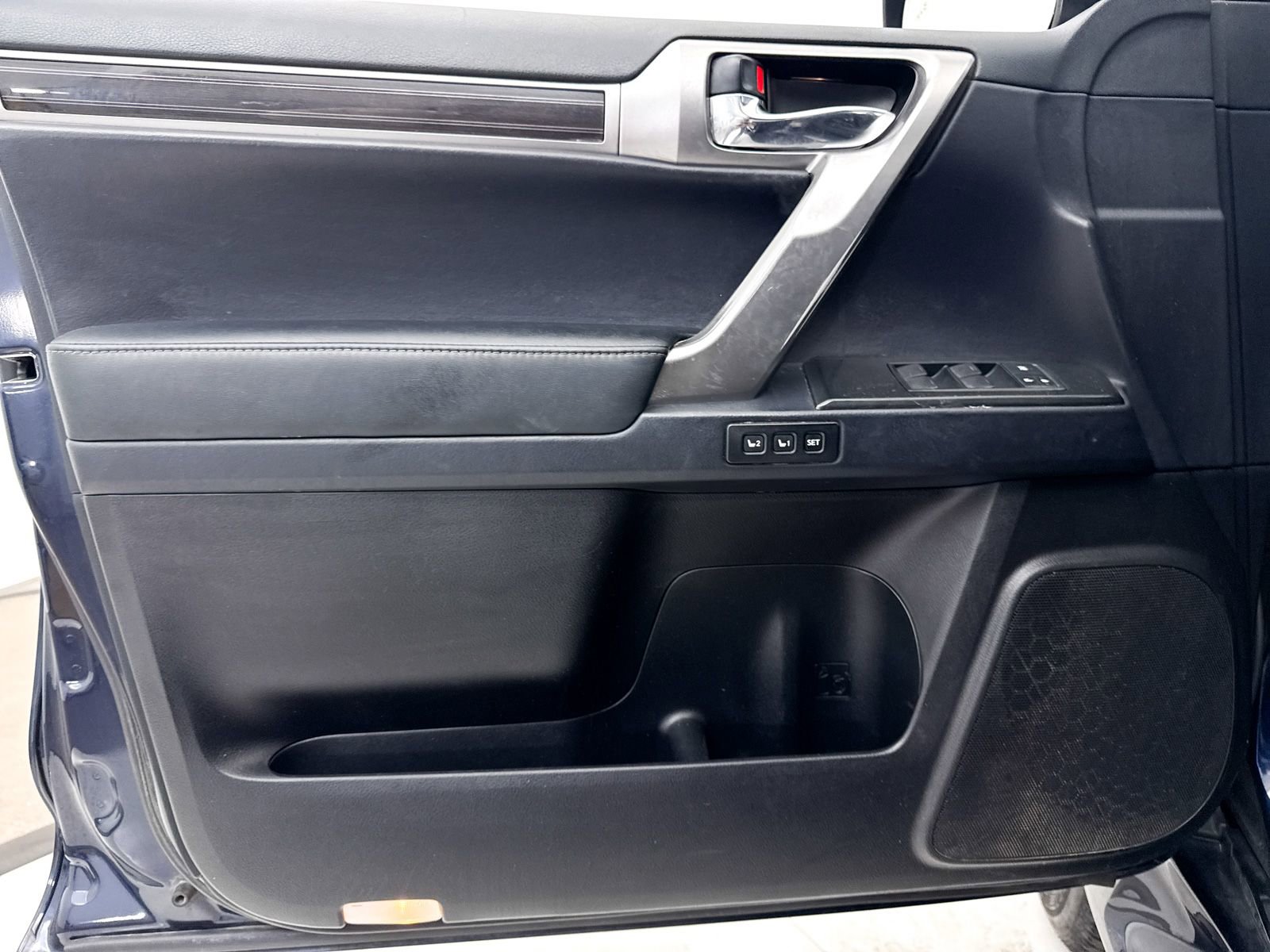 Used 2022 Lexus GX 460 Premium w/ Premium Package image 29