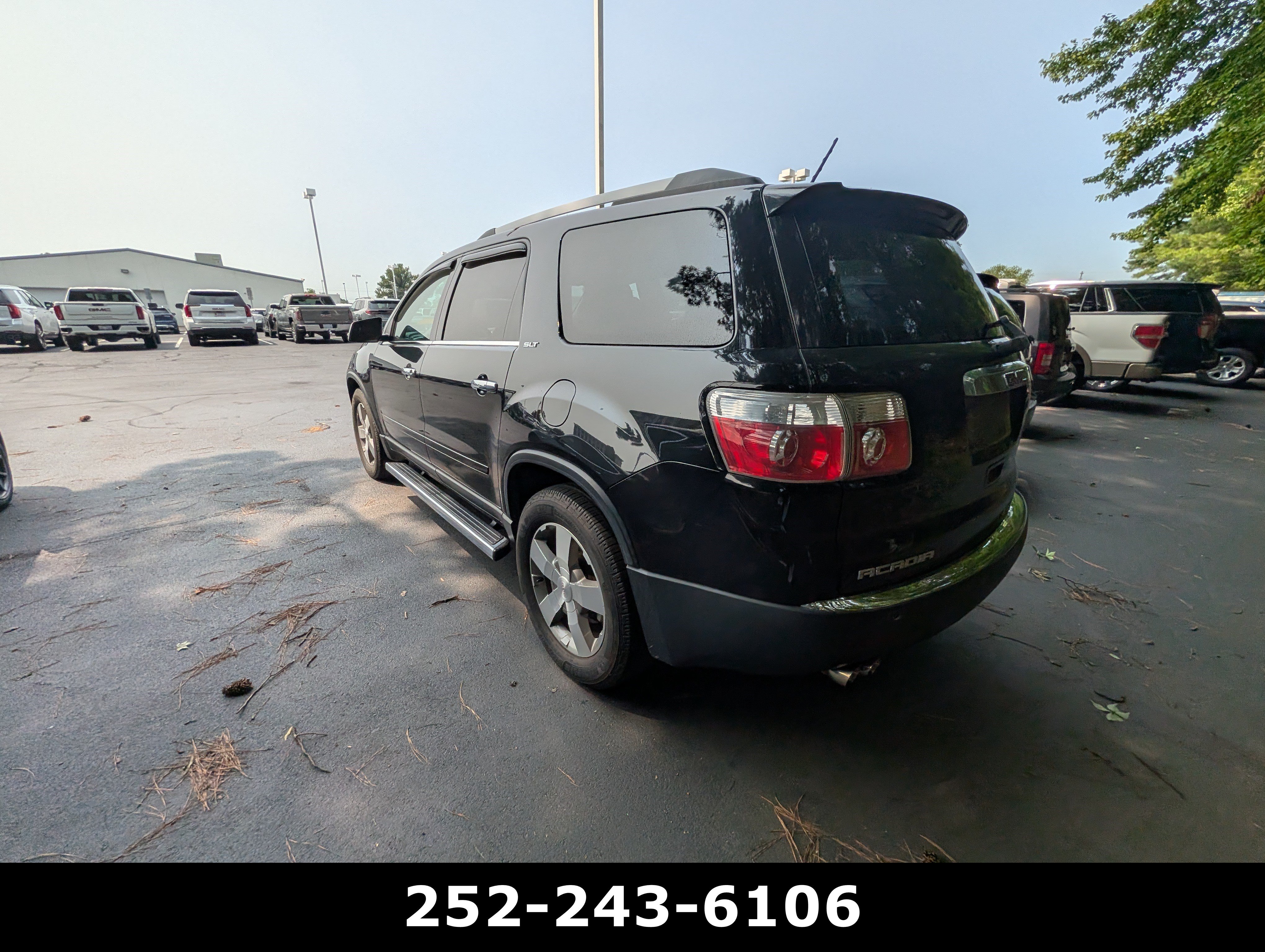 Used 2012 GMC Acadia SLT FWD image 4