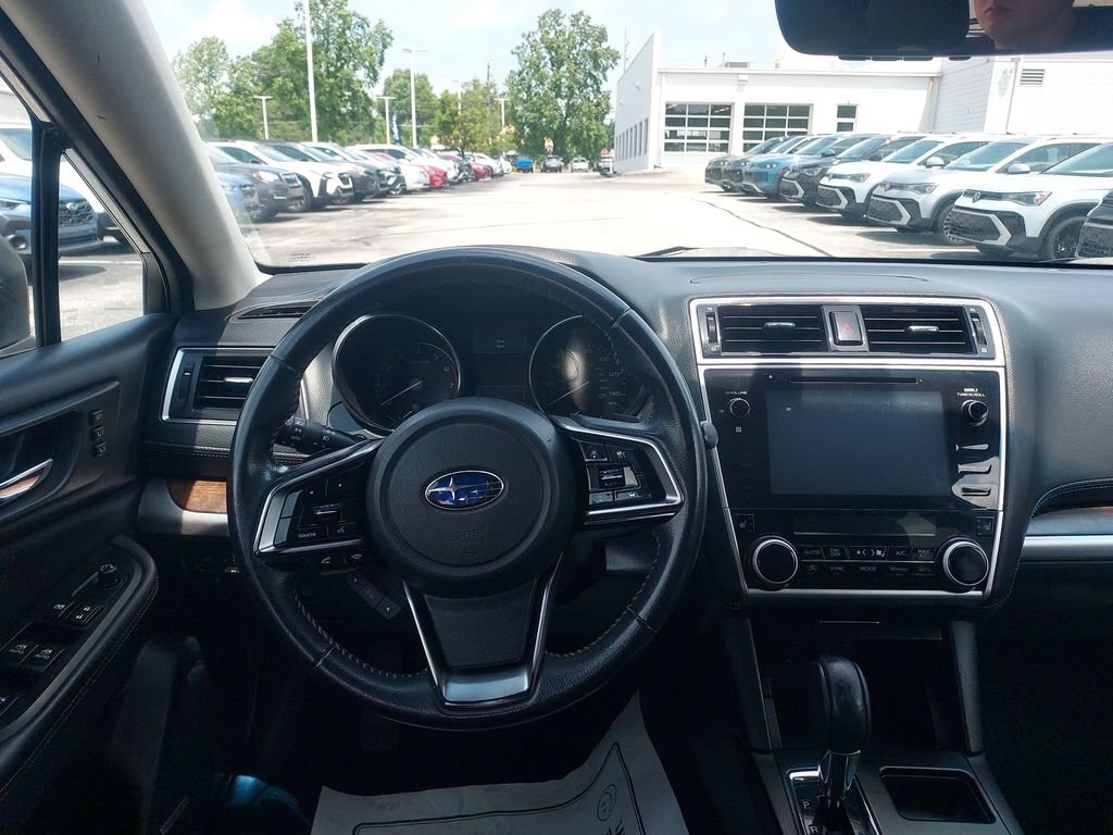 Used 2018 Subaru Outback 2.5i Limited AWD/4WD image 10