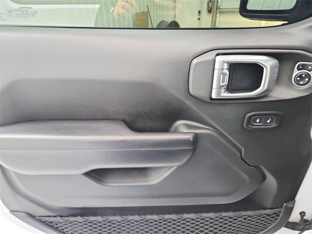 Used 2018 Jeep Wrangler Unlimited Rubicon image 26