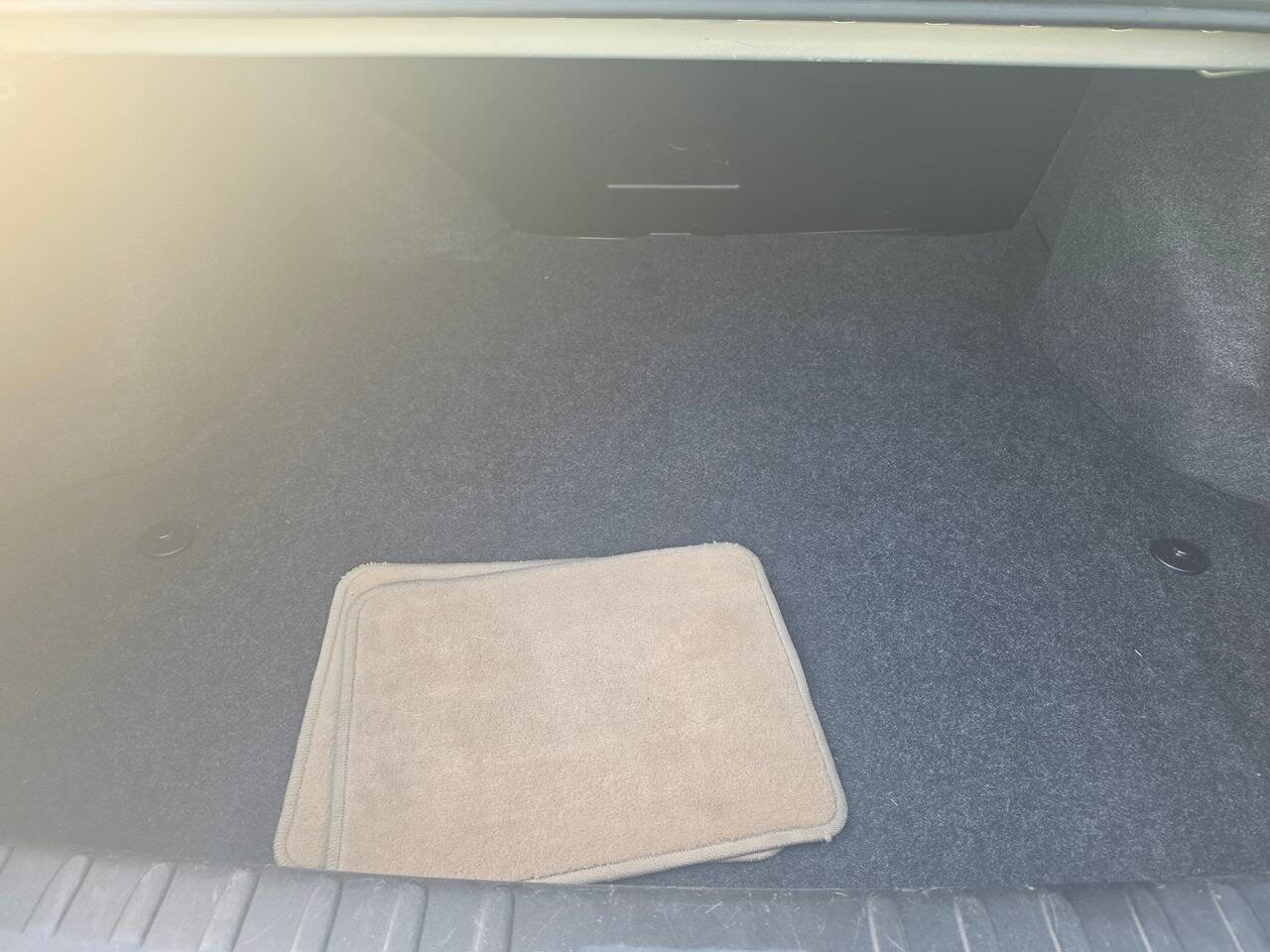 Used 2009 Buick Lucerne CXL w/ Driver Confidence Package image 22