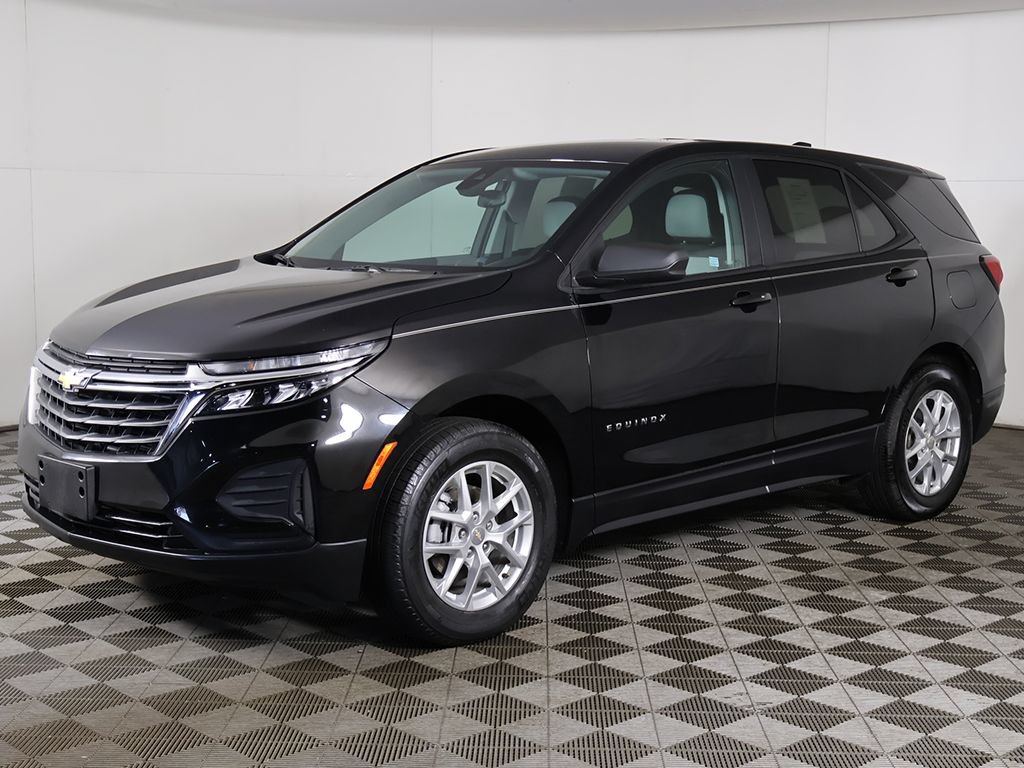 Used 2024 Chevrolet Equinox LS w/ LS Convenience Package FWD image 5