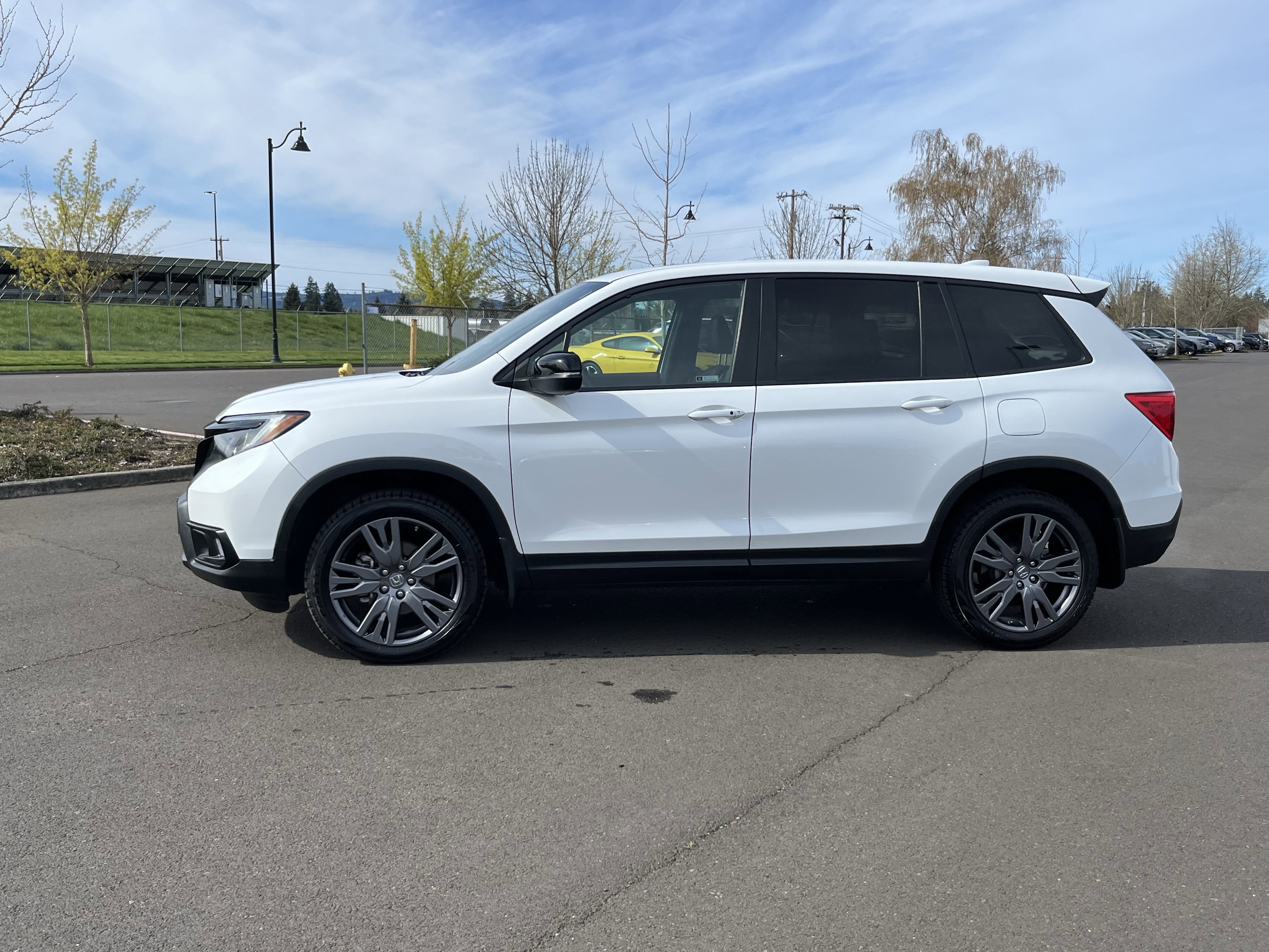 Used 2021 Honda Passport EX-L image 2