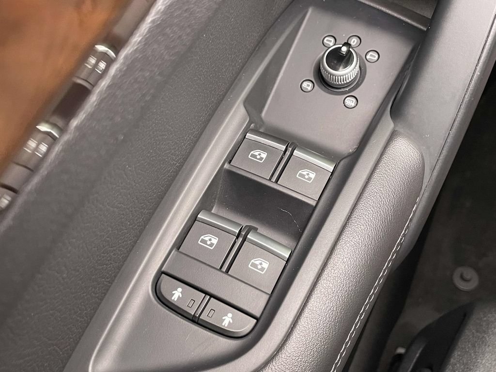 Used 2019 Audi Q5 2.0T Premium Plus w/ Premium Plus Package AWD/4WD image 37