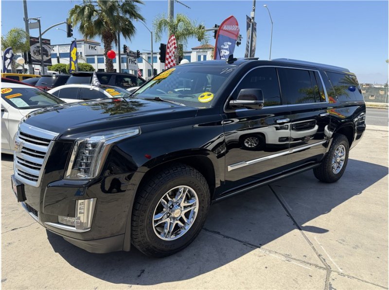 Used 2015 Cadillac Escalade ESV Platinum AWD/4WD image 10