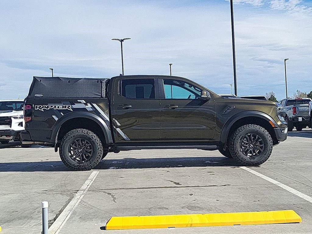 Used 2025 Ford Ranger Raptor image 9