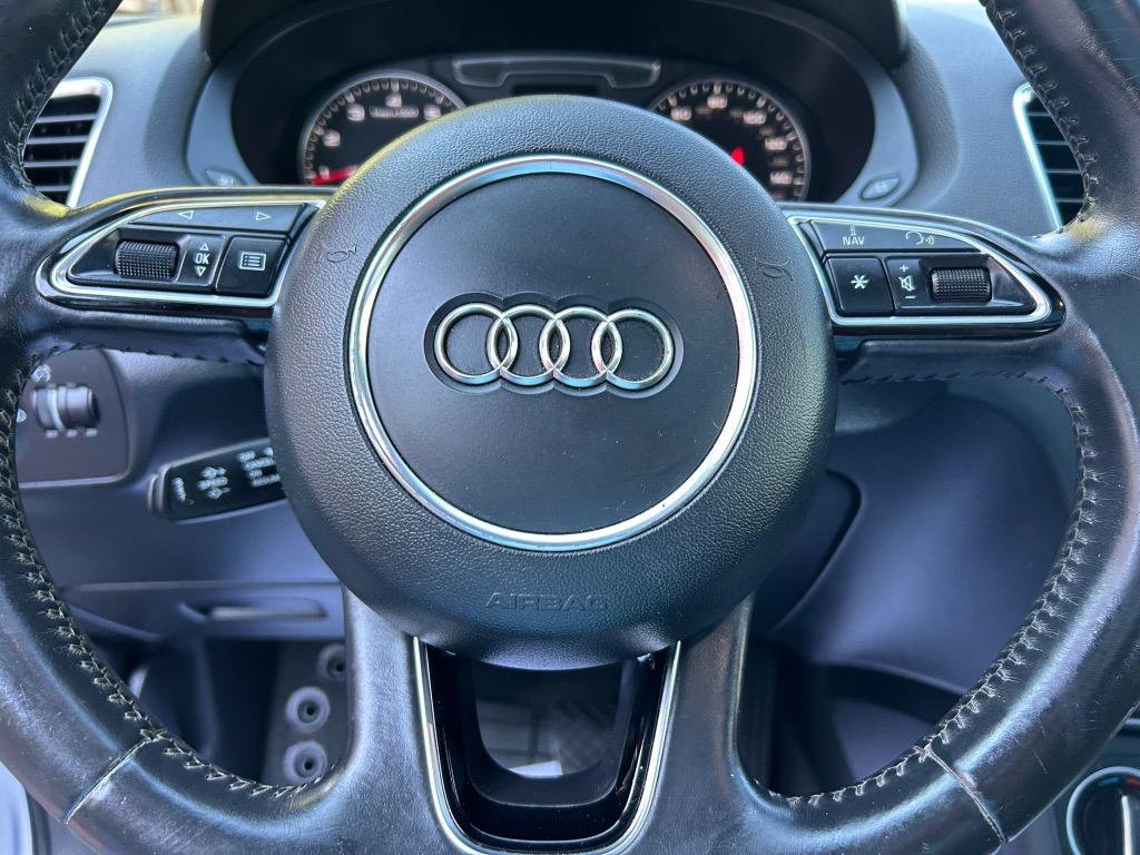 Used 2016 Audi Q3 2.0T Premium Plus image 24