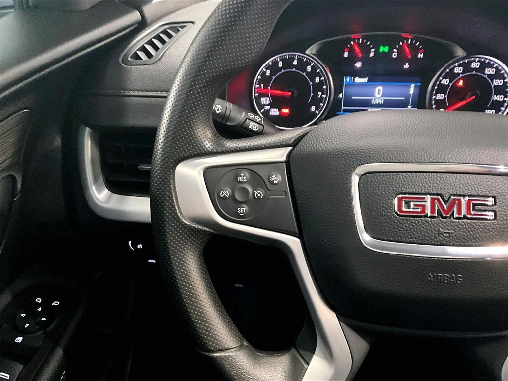Used 2024 GMC Terrain SLE image 23