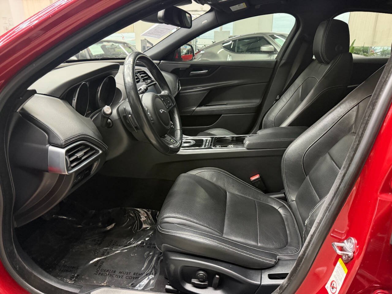 Used 2017 Jaguar XE R-Sport AWD/4WD image 11