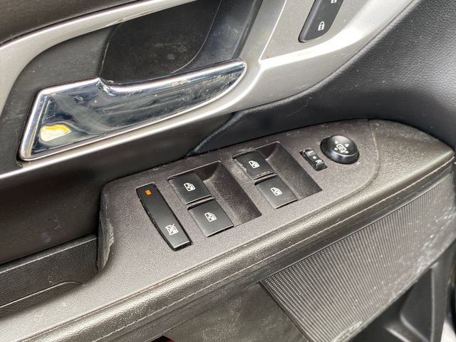 Used 2017 GMC Terrain SLE w/ Nightfall Package FWD image 7