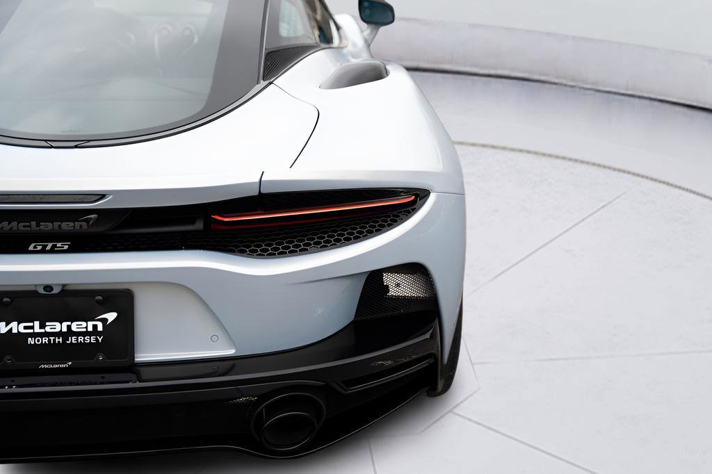 New 2026 McLaren GTS RWD image 28