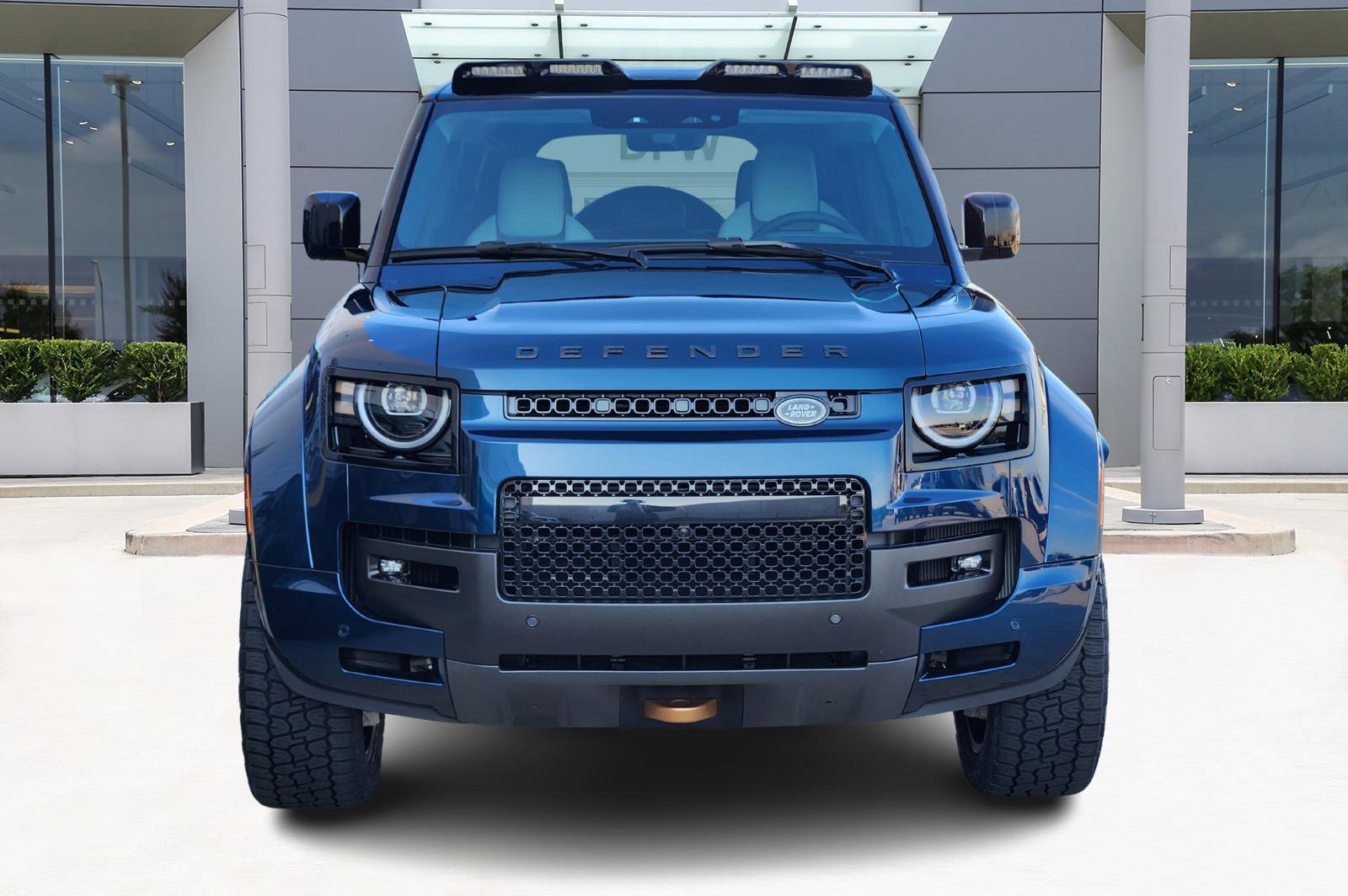 New 2026 Land Rover Defender 110 OCTA image 2