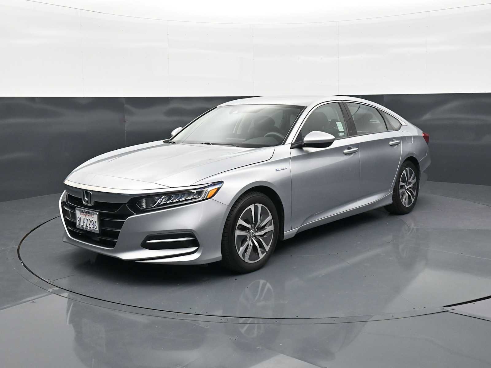 Used 2019 Honda Accord Hybrid video 1