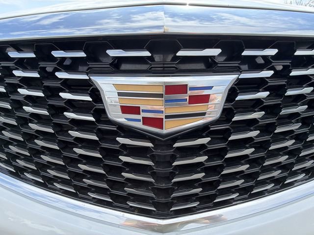Used 2023 Cadillac XT5 Premium Luxury FWD image 32