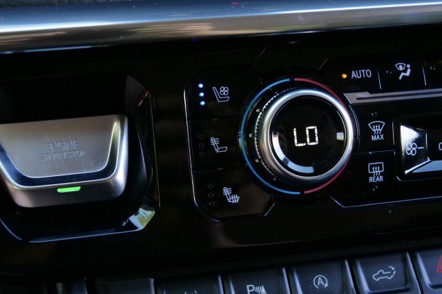 Used 2024 GMC Sierra 1500 Denali w/ Denali Reserve Package image 15